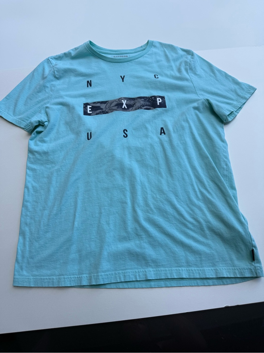 Express Men’s Blue NYC USA Graphic Logo Crew Neck Short Sleeve Cotton Knit Tee M